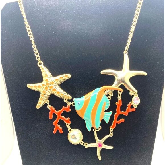 Ocean Theme Jewelry Lot Necklace 3 Earrings Fish Starfish Coral - Picture 2 of 8